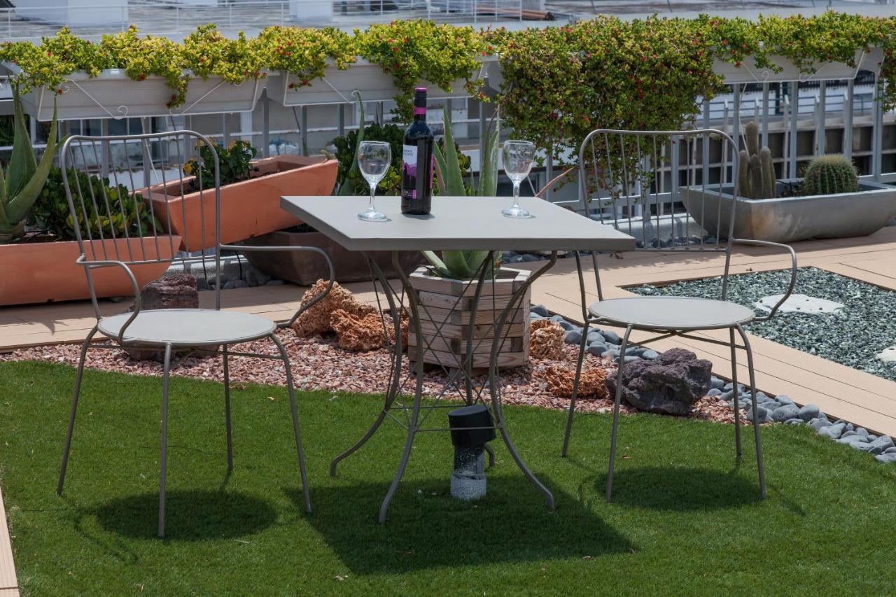 Gorgeous Penthouse With Private Jacuzzi And Amazing View! Apartamento Atenas Exterior foto