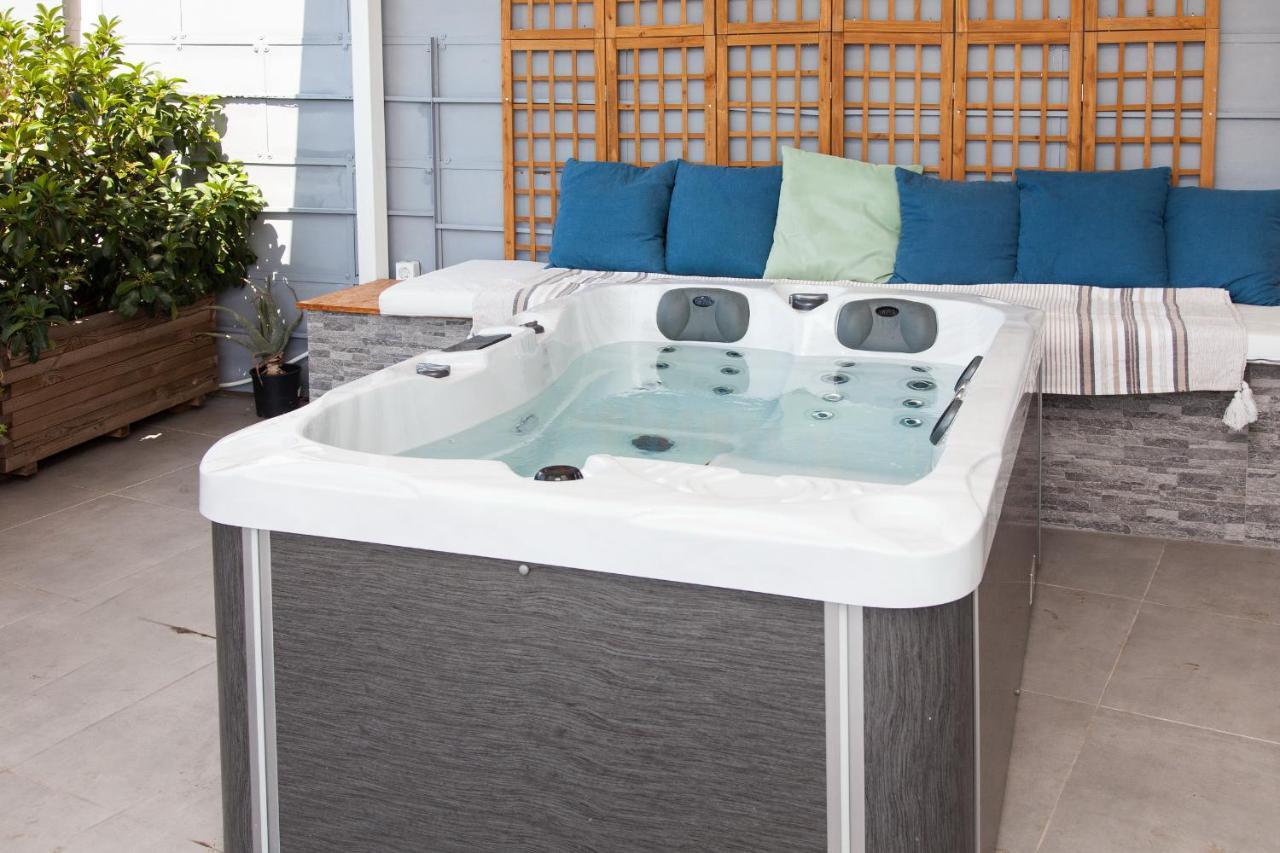 Gorgeous Penthouse With Private Jacuzzi And Amazing View! Apartamento Atenas Exterior foto